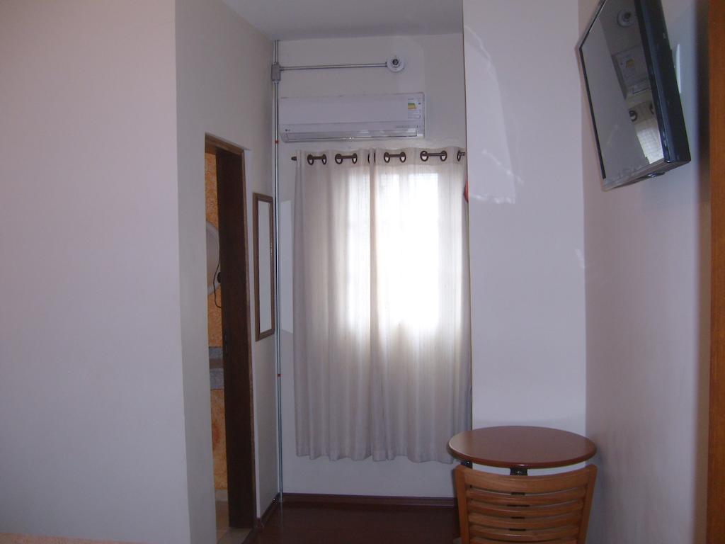 Hotel Rafeli โบยตูวา ภายนอก รูปภาพ