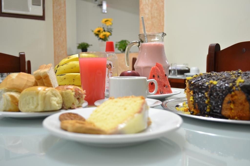 Hotel Rafeli โบยตูวา ภายนอก รูปภาพ