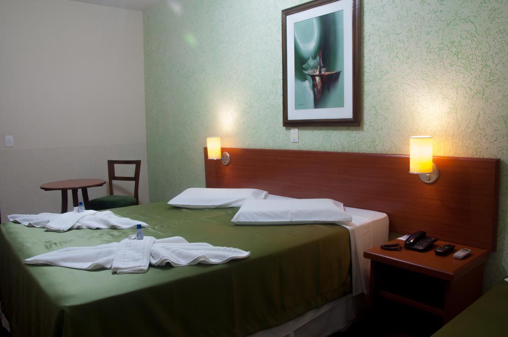 Hotel Rafeli โบยตูวา ภายนอก รูปภาพ